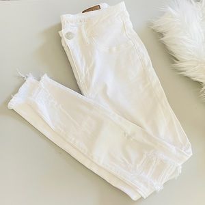AE American Eagle Hi-Rise Jegging Ne(x)t Level Stretch Size 2 Short White Jeans